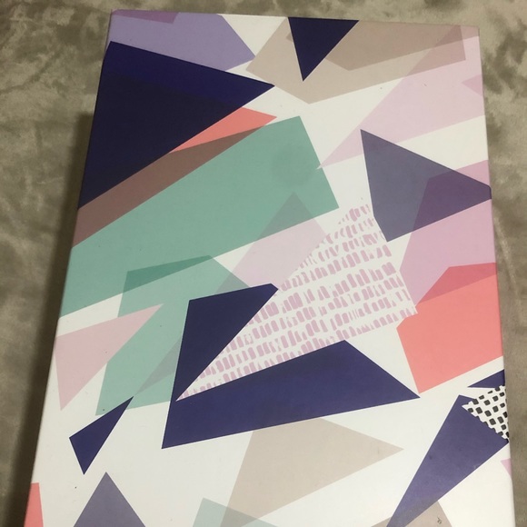 Multicolor storage box - Picture 2 of 7